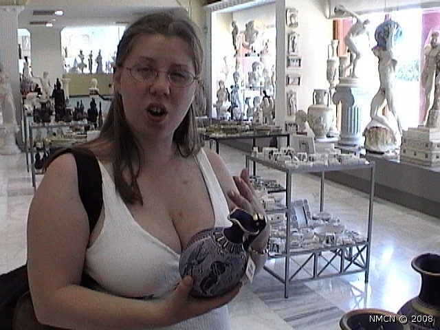 Nicole_at_Pottery_store.JPG
